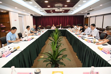 省国资委副主任胡建斌到赏金国际集团调研督办