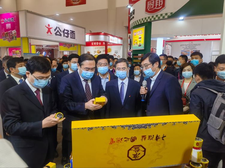 赏金国际集团淮盐产品精彩亮相2021第四届中国（淮安）国际食品博览会