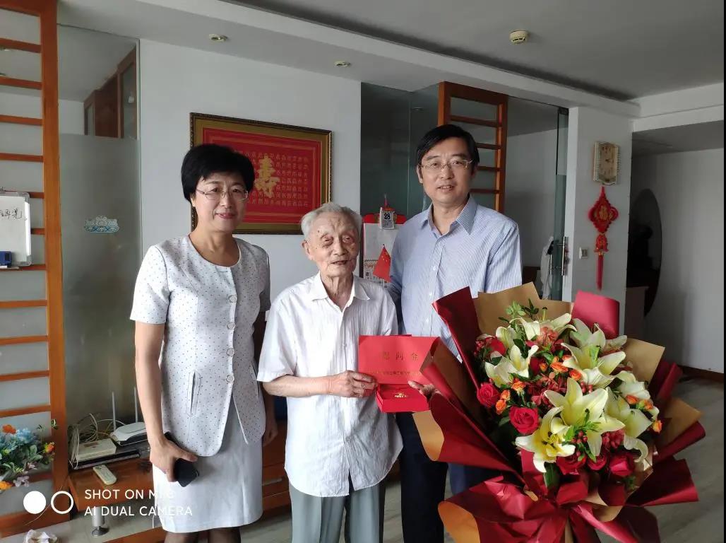 赏金国际集团党委丨办好民生实事 践行国企担当