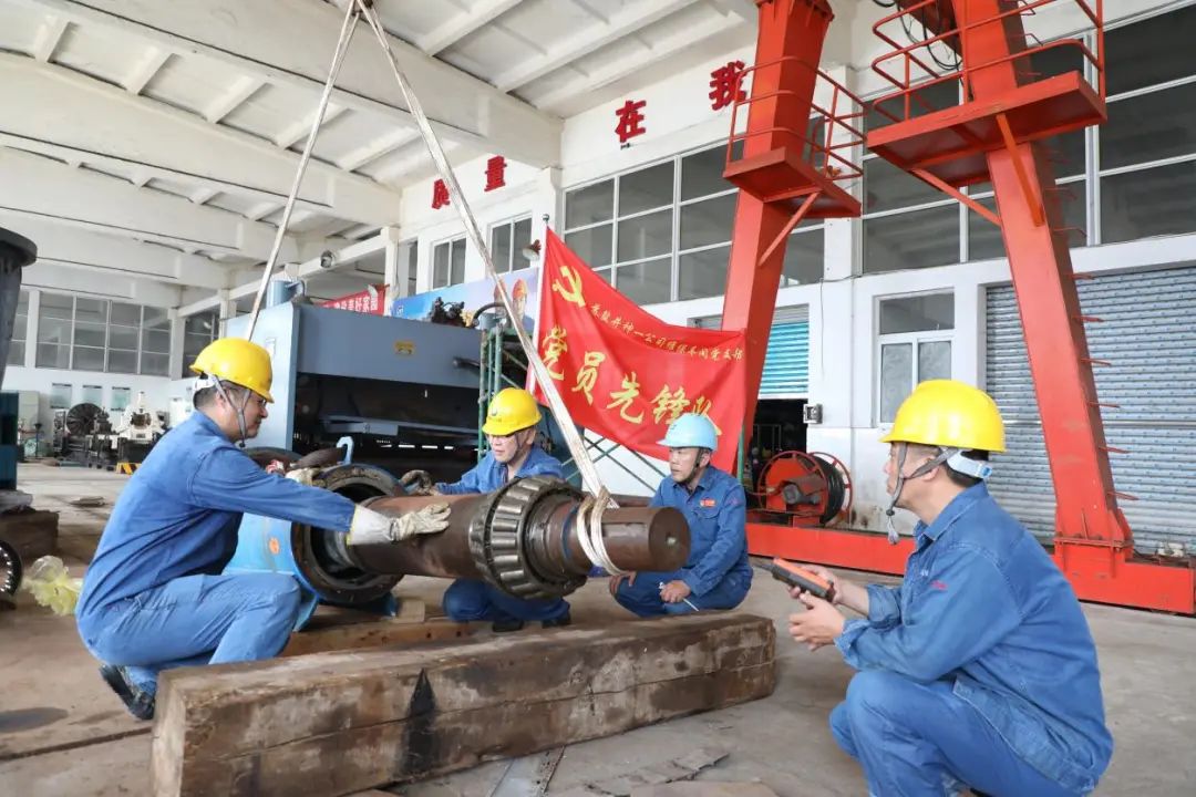 赏金国际井神一分公司党委丨治党从严塑形魂 党建引领助发展